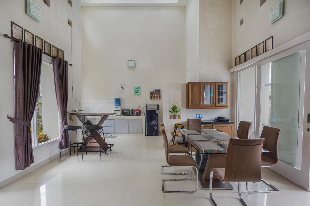 Villa Herrera Puncak Exteriér fotografie